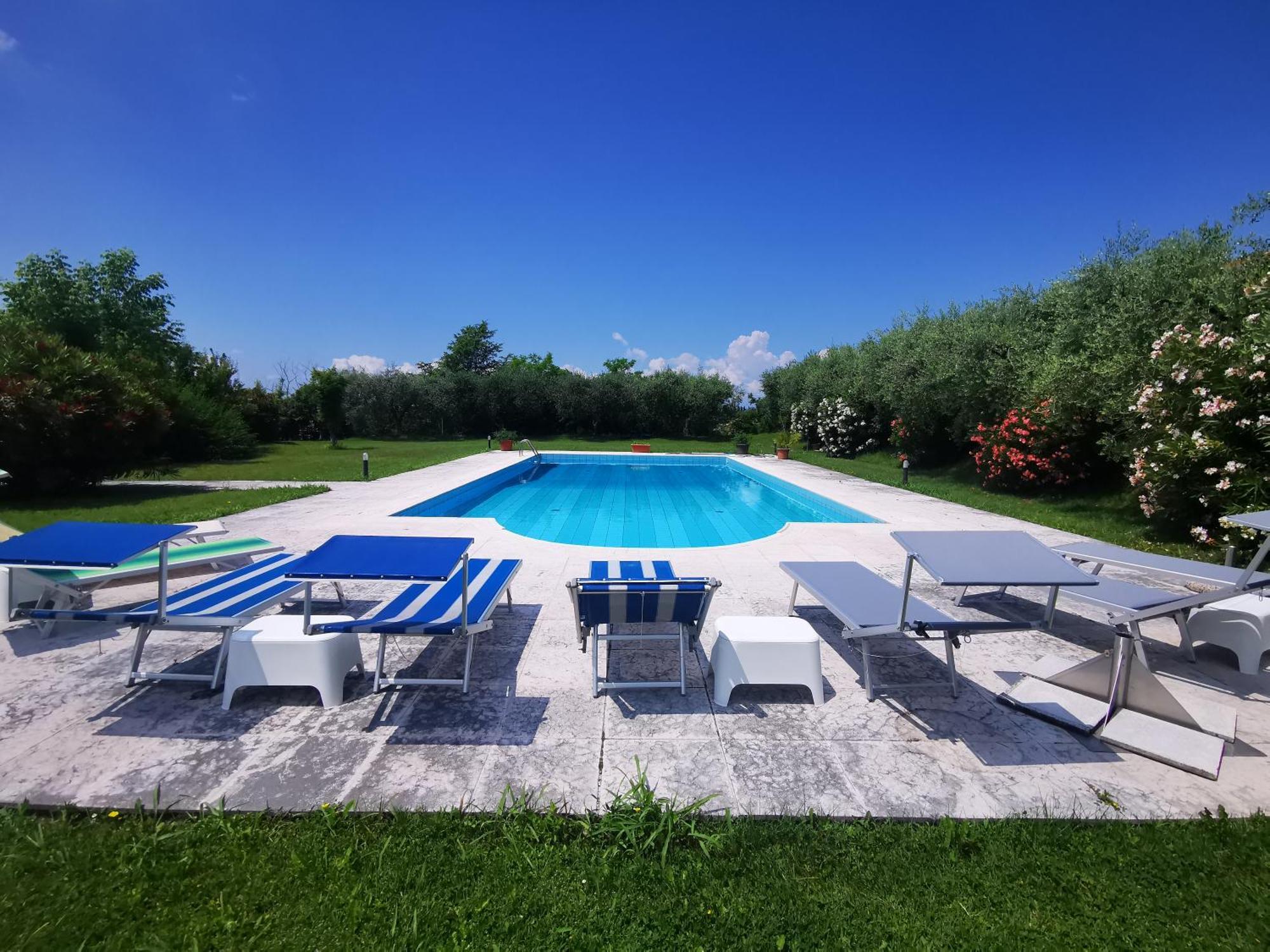 Casa Ghirlanda Con Piscina E Campo Da Tennis Лацизе Екстер'єр фото